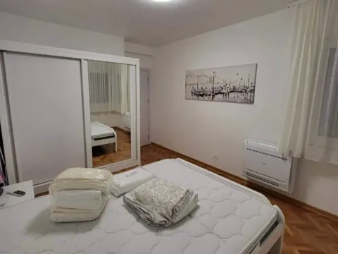 Rent, two bedroom apartment, 66m², Centar, Tivat - image 8