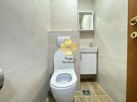 Izdavanje, dvosoban stan, 80m², Momišići, Podgorica - image 8