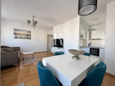 Izdavanje, jednosoban stan, 53m², City Kvart, Podgorica - image 3