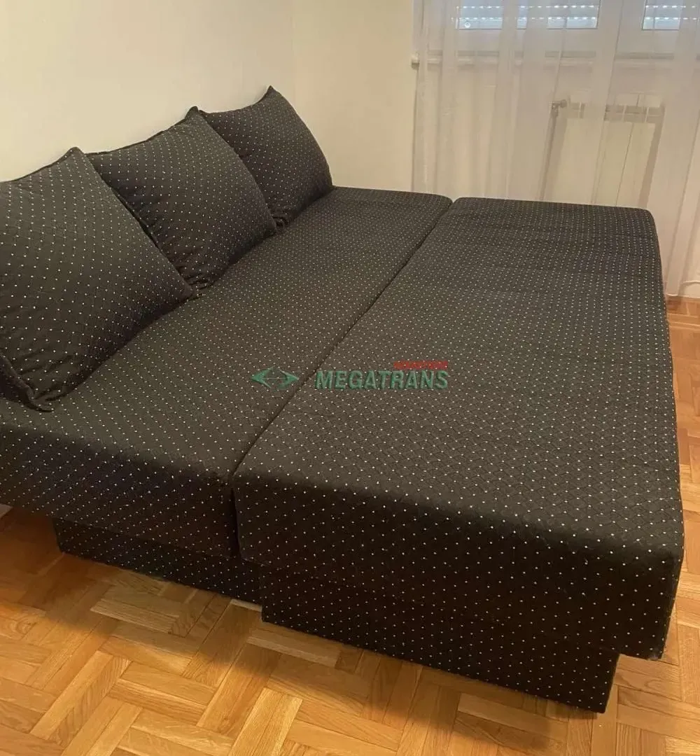 Izdavanje, dvosoban stan, 38m², Bulevar Evrope, Novi Sad Sve Podlokacije