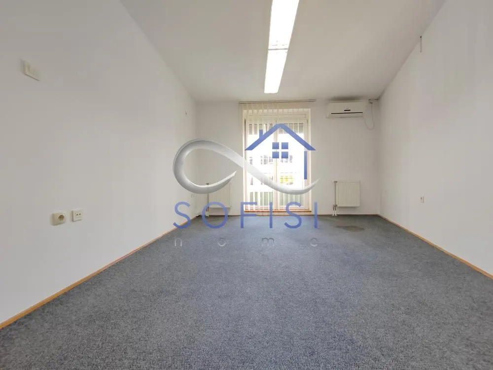 Rent, office space, 61m², Grbavica, Novi Sad Sve Podlokacije