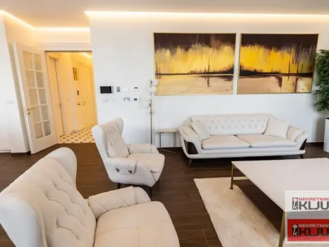 Rent, four bedroom apartment, 120m², Tatarsko brdo, Petrovaradin - image 35