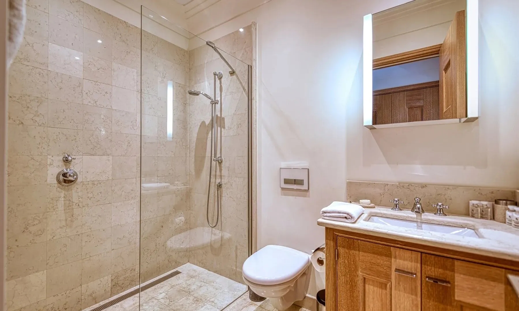 Sale, two bedroom apartment, 138m², Porto Montenegro, Tivat