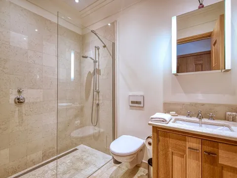 Prodaja, dvosoban stan, 138m², Porto Montenegro, Tivat - image 12