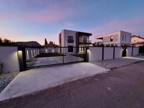 Prodaja, kuća, 141m², Gornja Gorica, Podgorica - image 10