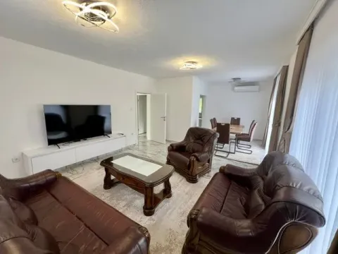 Rent, house, 144m², Grbe, Danilovgrad - image 2