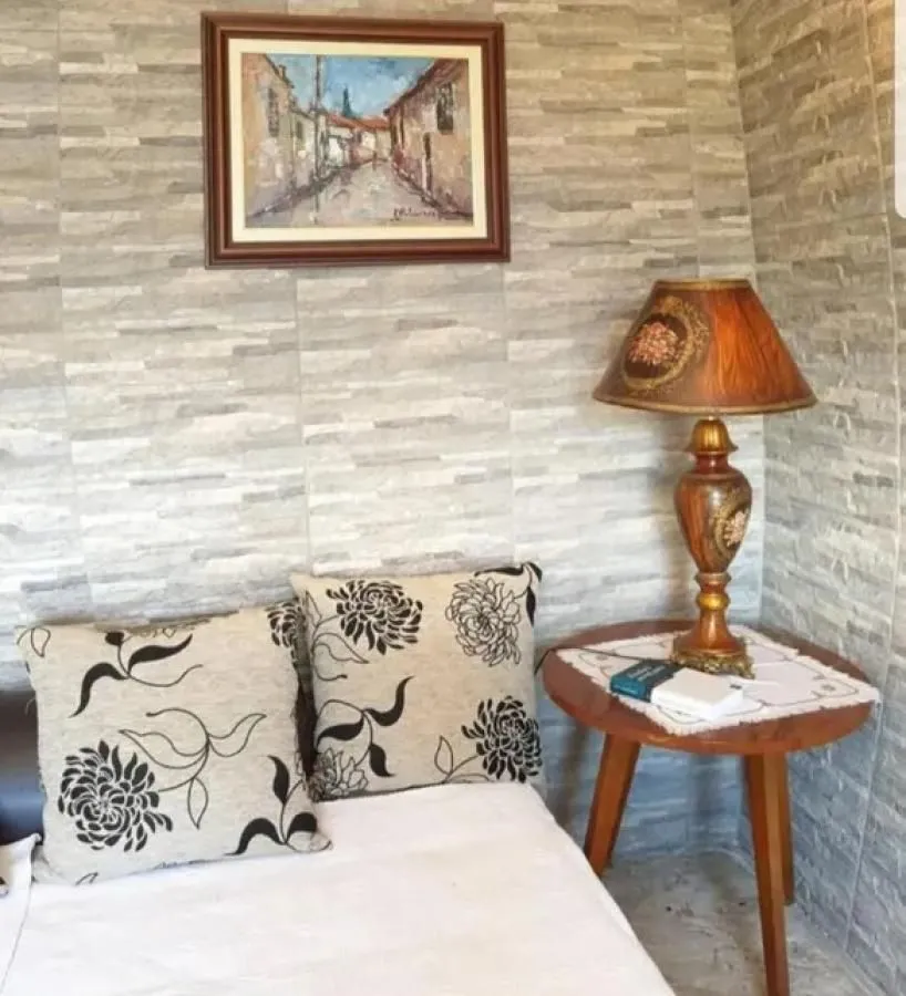Rent, house, 170m², Kostanjica, Kotor