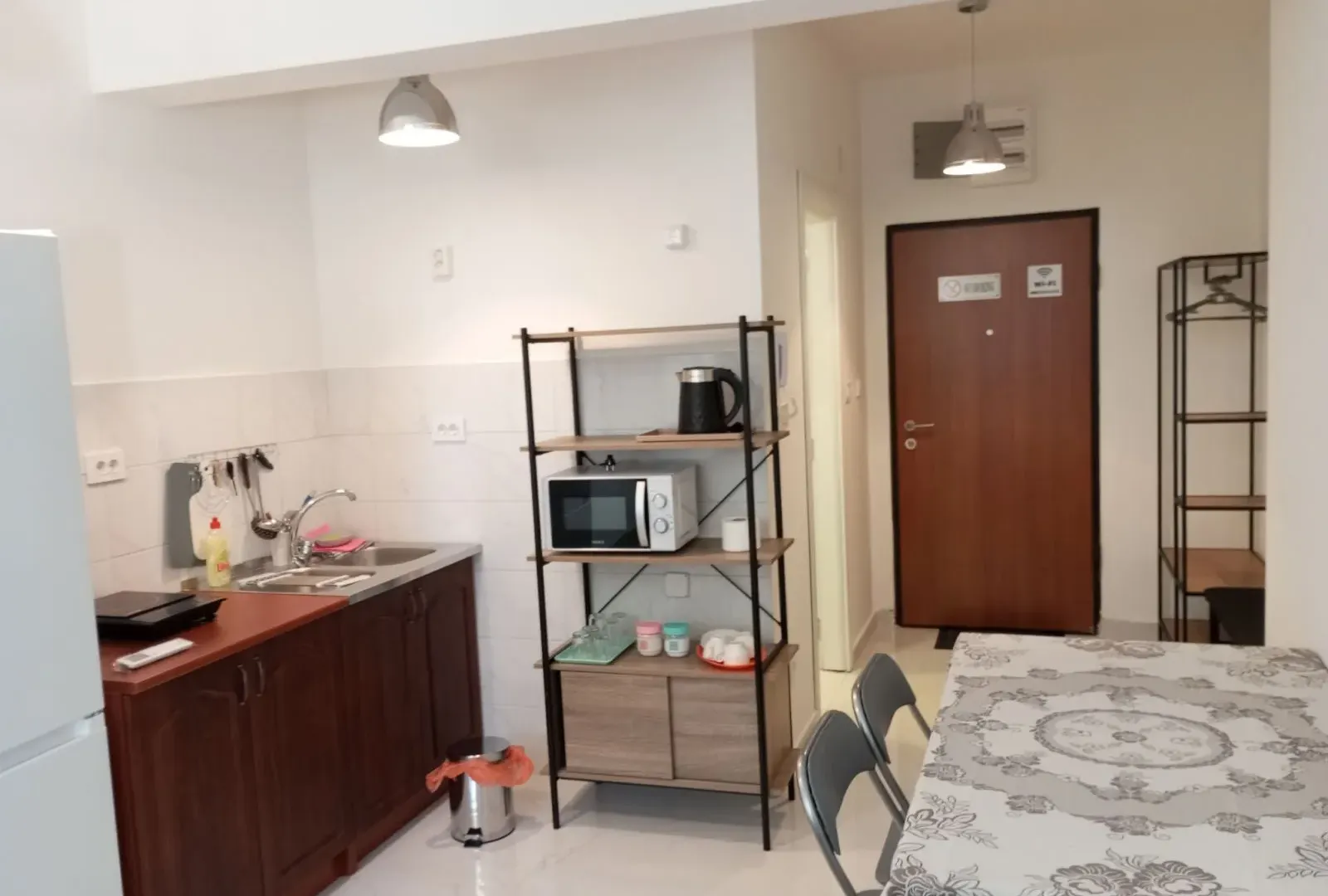 Prodaja, garsonjera, 27m², 1 maj, Podgorica