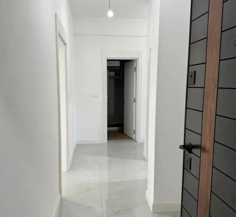 Sale, two bedroom apartment, 74m², Centar, Bar
