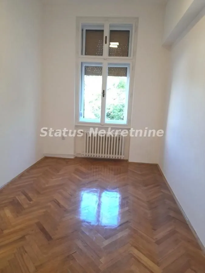 Izdavanje, stan, 107m², Centar, Novi Sad