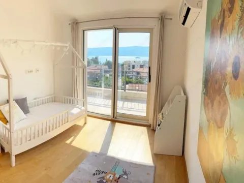 Prodaja, trosoban stan, 99m², Tivat, Crna Gora - image 9