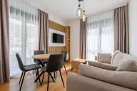 Rent, two bedroom apartment, 70m², Bečići, Budva