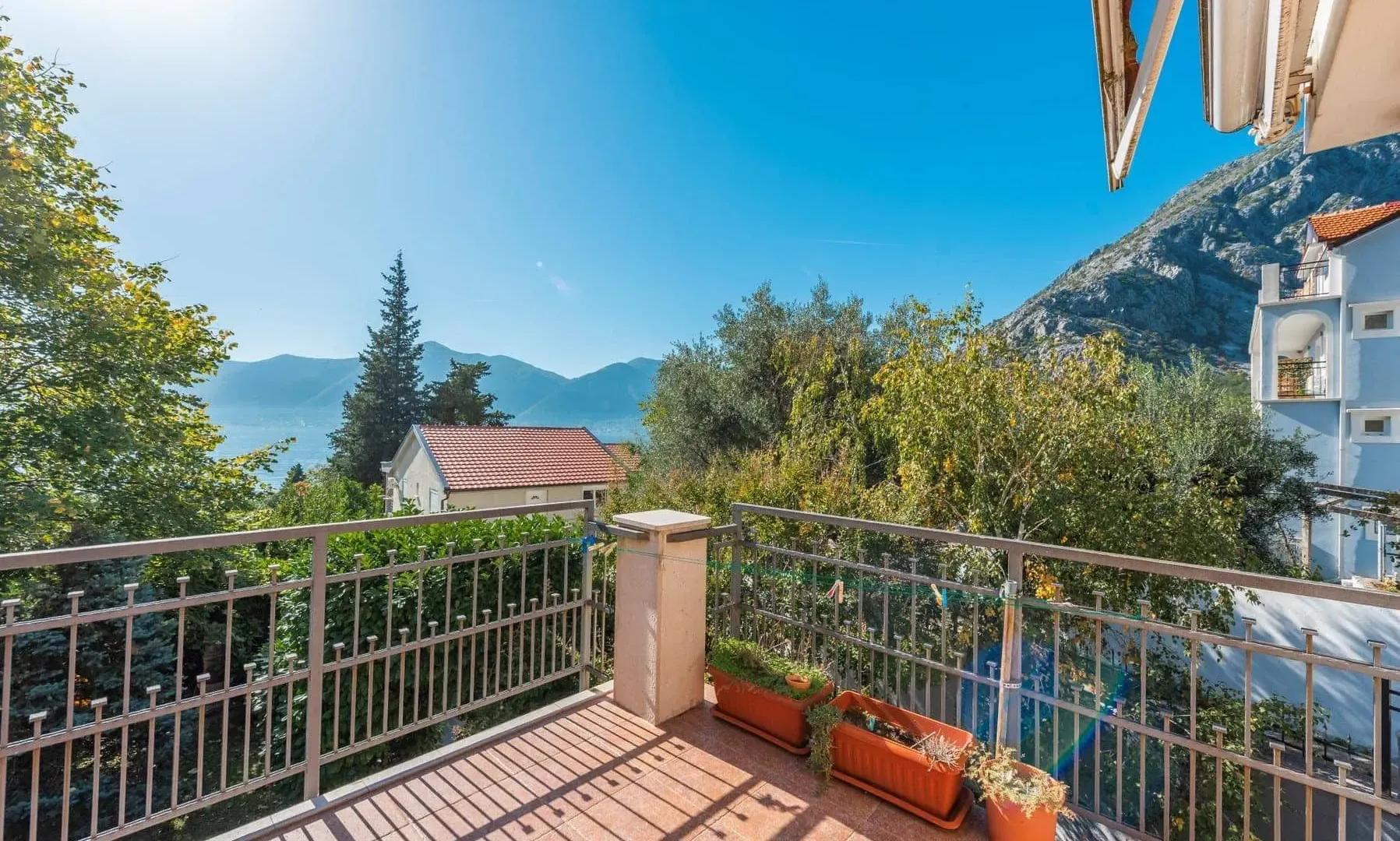 Sale, house, 305m², Orahovac, Kotor