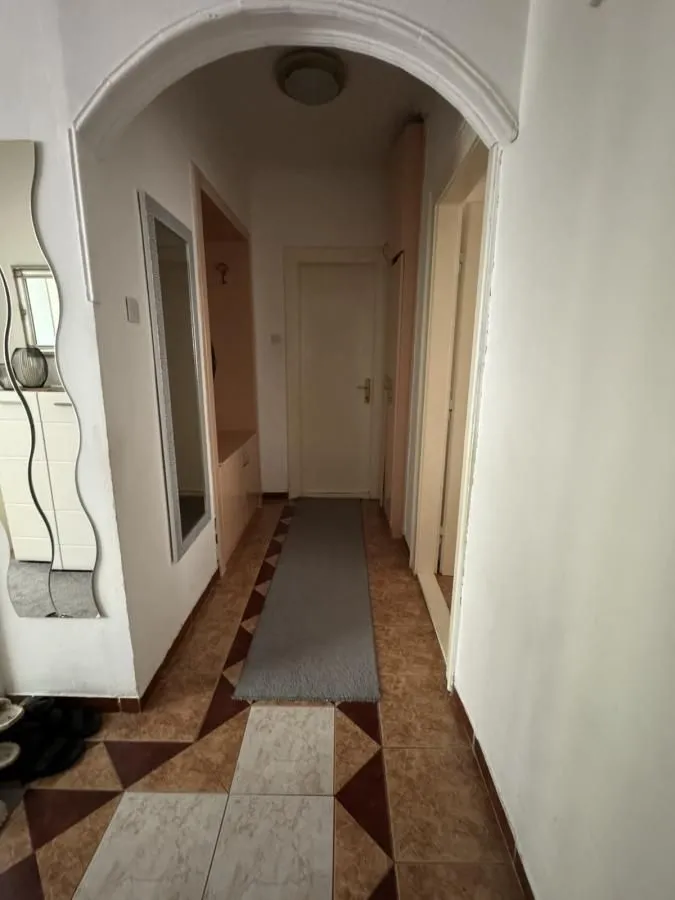 Prodaja, dvosoban stan, 80m², Stari grad, Novi Sad