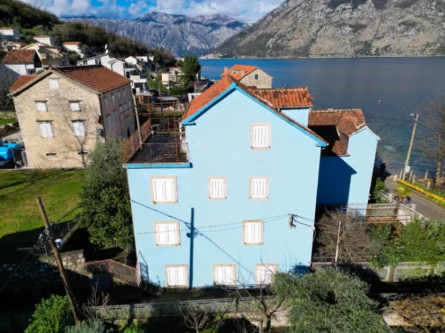 Prodaja, kuća, 300m², Stoliv, Kotor