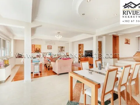 Sale, three bedroom apartment, 244m², Centar, Herceg Novi - image 38
