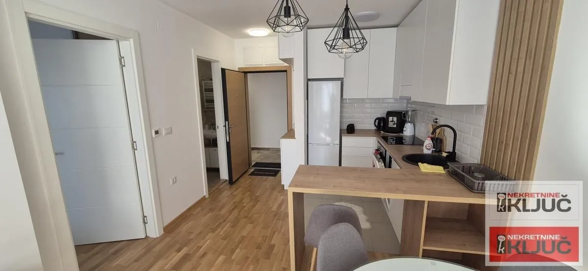 Izdavanje, dvosoban stan, 40m², Liman 4, Novi Sad Sve Podlokacije