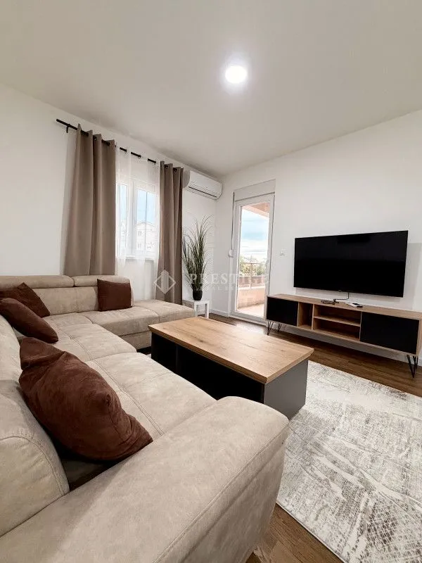 Rent, one bedroom apartment, 46m², Stari Aerodrom, Podgorica