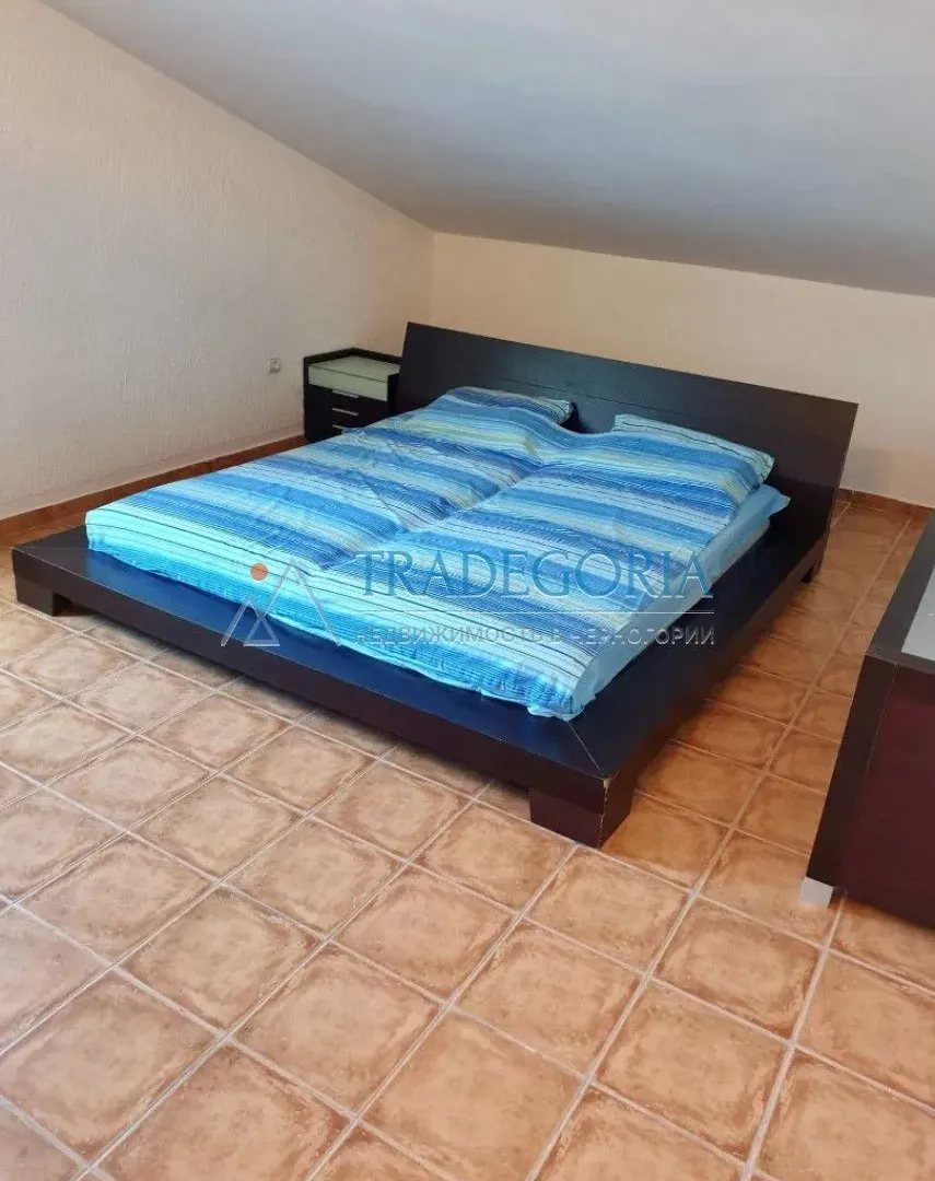 Prodaja, trosoban stan, 90m², Sutomore, Bar