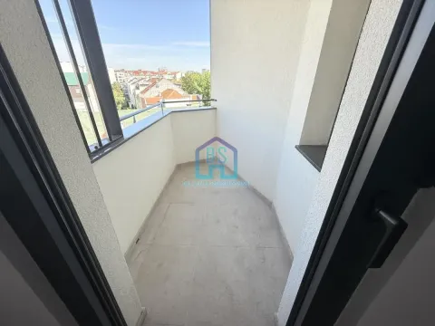 Prodaja, četvorosoban stan, 96m², Grbavica, Novi Sad Sve Podlokacije - image 5