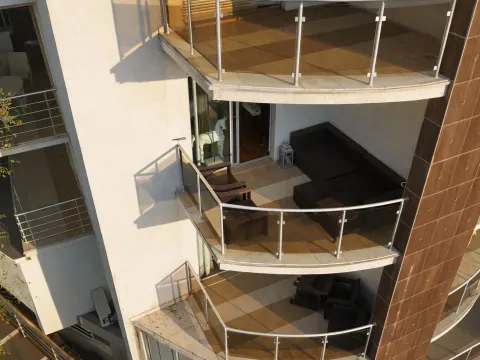 Sale, one bedroom apartment, 68m², Pržno, Budva - image 14