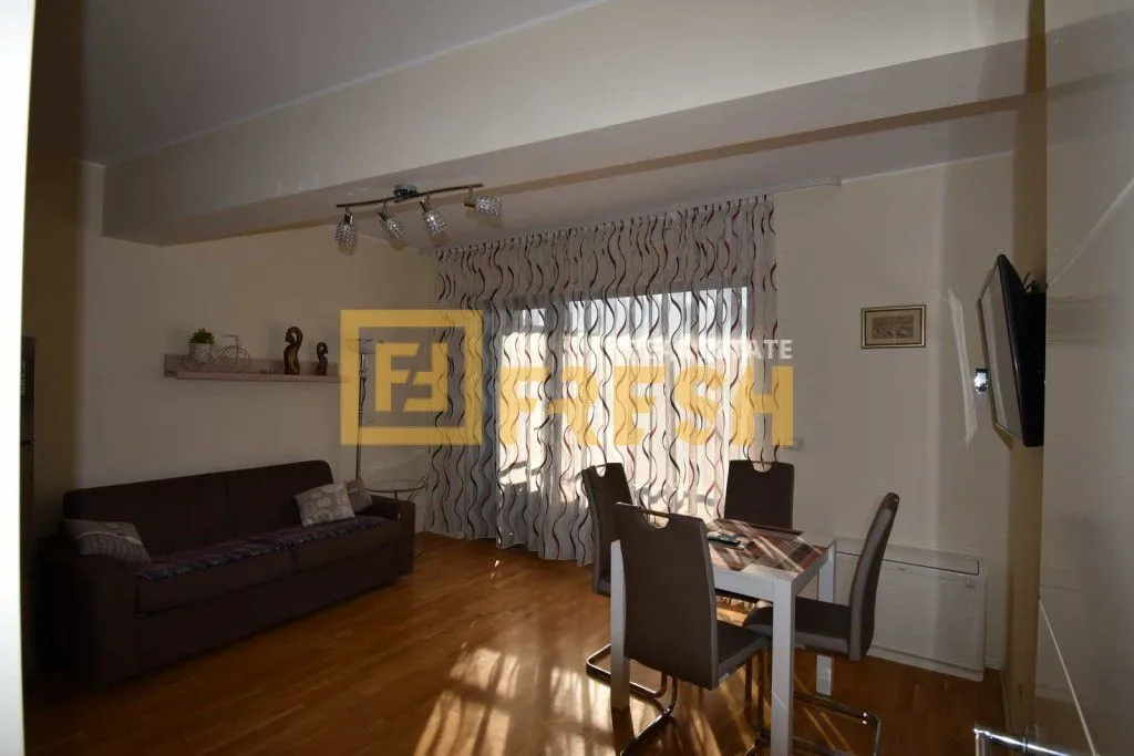 Rent, one bedroom apartment, 51m², Budva, Crna Gora