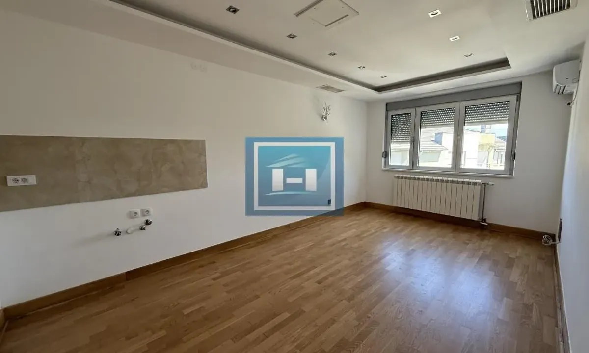 Sale, studio apartment, 27m², Vašarište, Jagodina