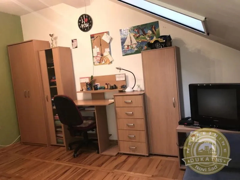 Prodaja, četvorosoban stan, 98m², Nova Detelinara, Novi Sad Sve Podlokacije