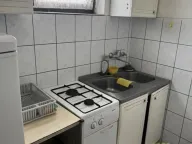 Izdavanje, kuća, 340m², Zemun Sve Podlokacije, Beograd - image 15