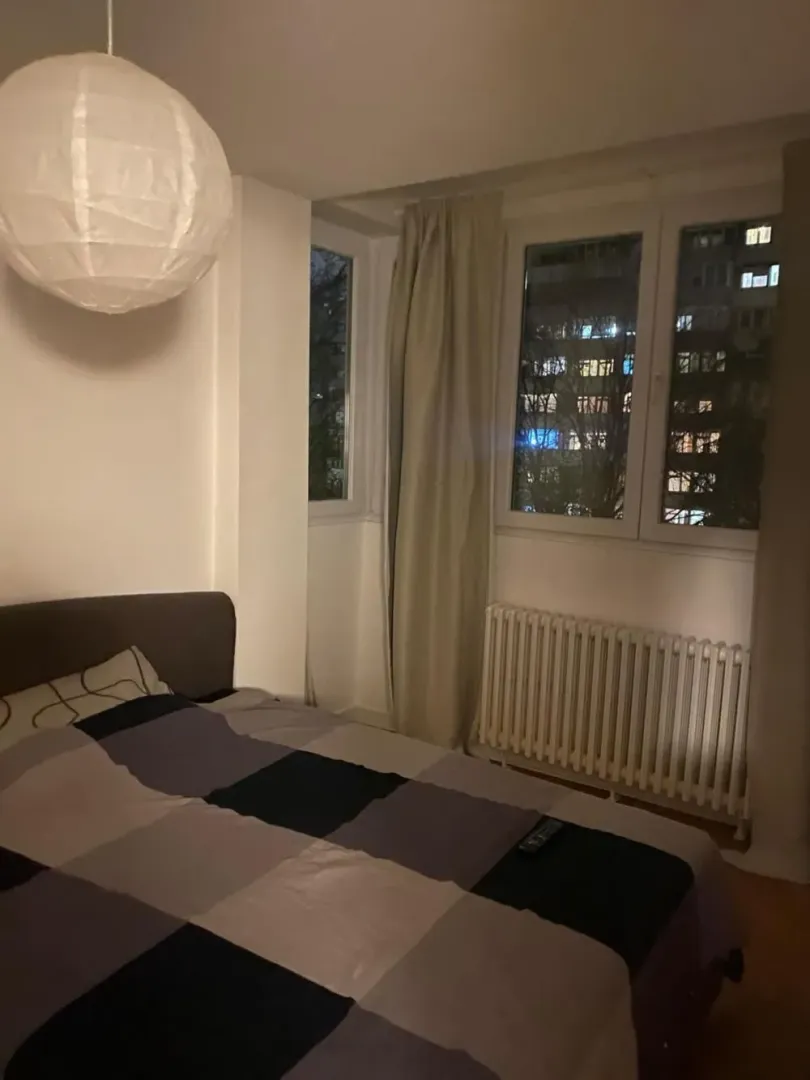 Izdavanje, trosoban stan, 44m², Novi Beograd Blok 1 Fontana, Novi Beograd Sve Podlokacije