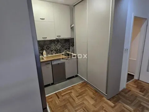 Rent, one bedroom apartment, 422m², Crveni Pevac, Niš - image 7