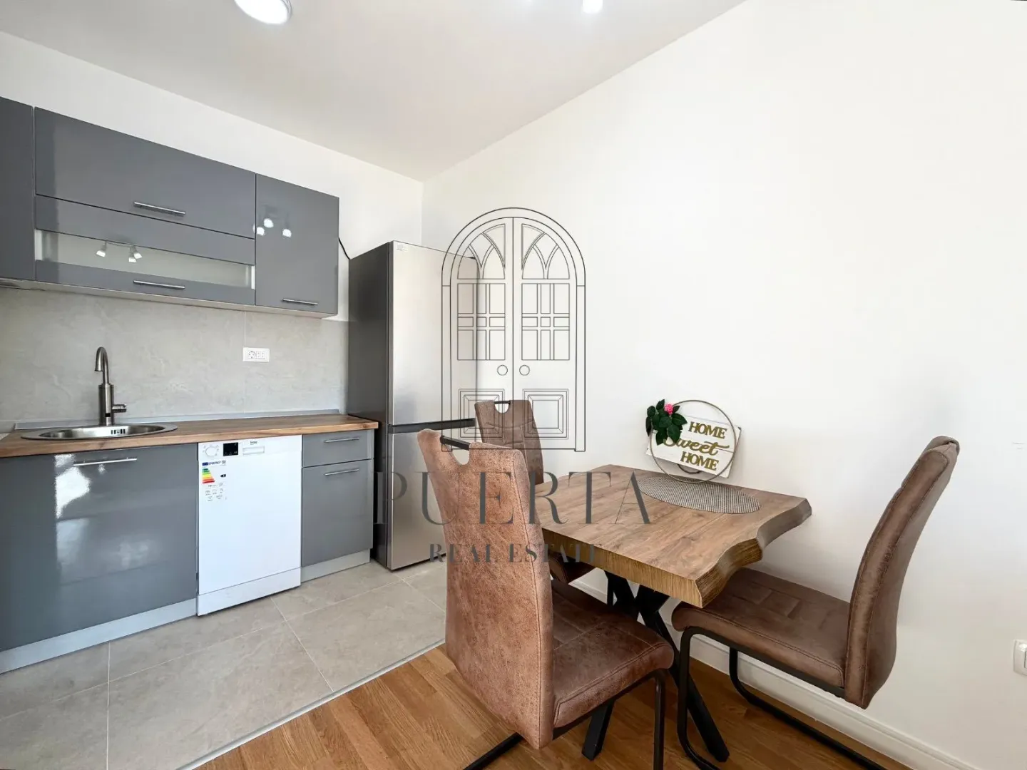 Rent, one bedroom apartment, 42m², Stari Aerodrom, Podgorica