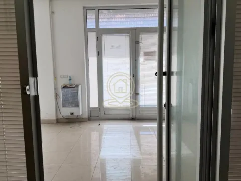 Prodaja, poslovni prostor, 31m², Vašarište, Kragujevac - image 10