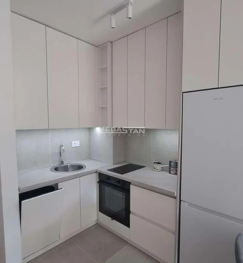 Rent, one bedroom apartment, 39m², Đeram Pijaca, Beograd