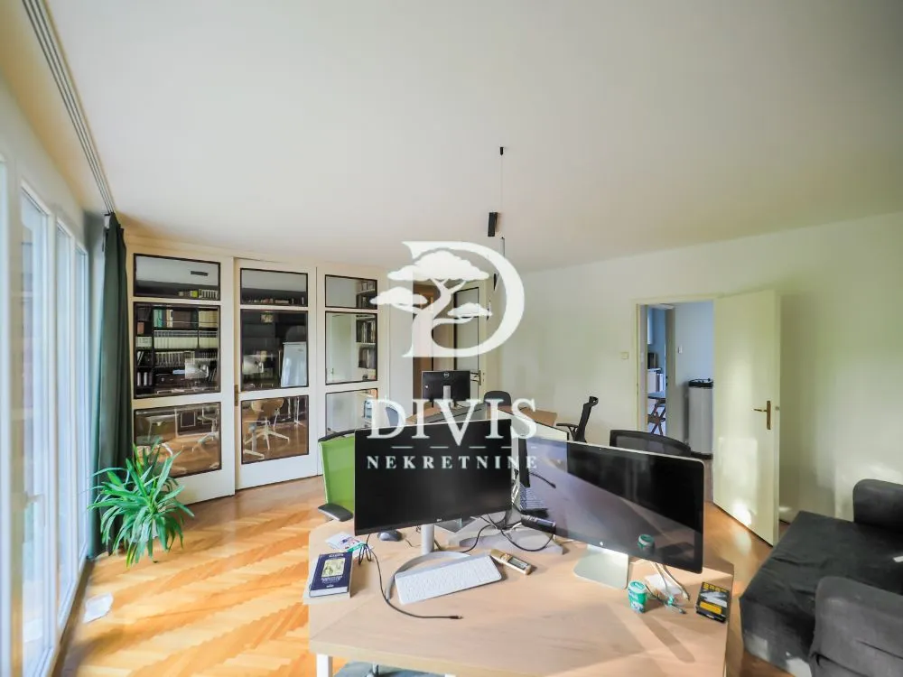 Rent, apartment, 108m², Senjak, Beograd
