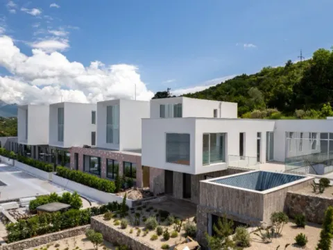 Sale, house, 328m², Krašići, Tivat - image 2