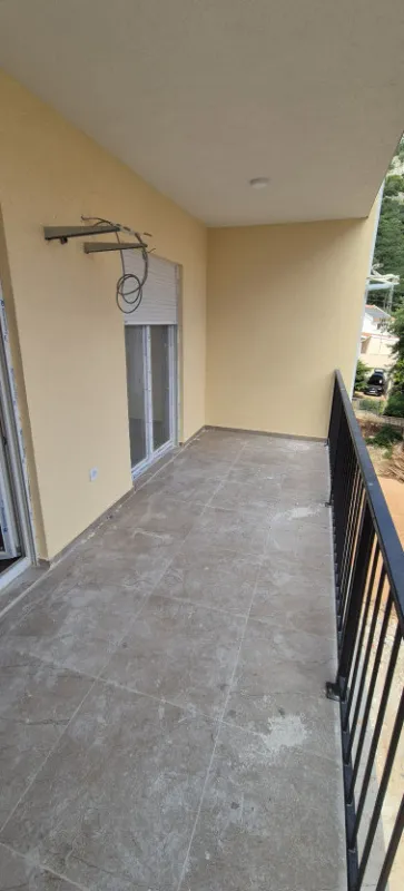 Prodaja, jednosoban stan, 49m², Lazi, Budva