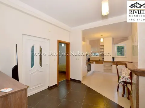 Prodaja, četvorosoban stan, 107m², Đenovići, Herceg Novi - image 11