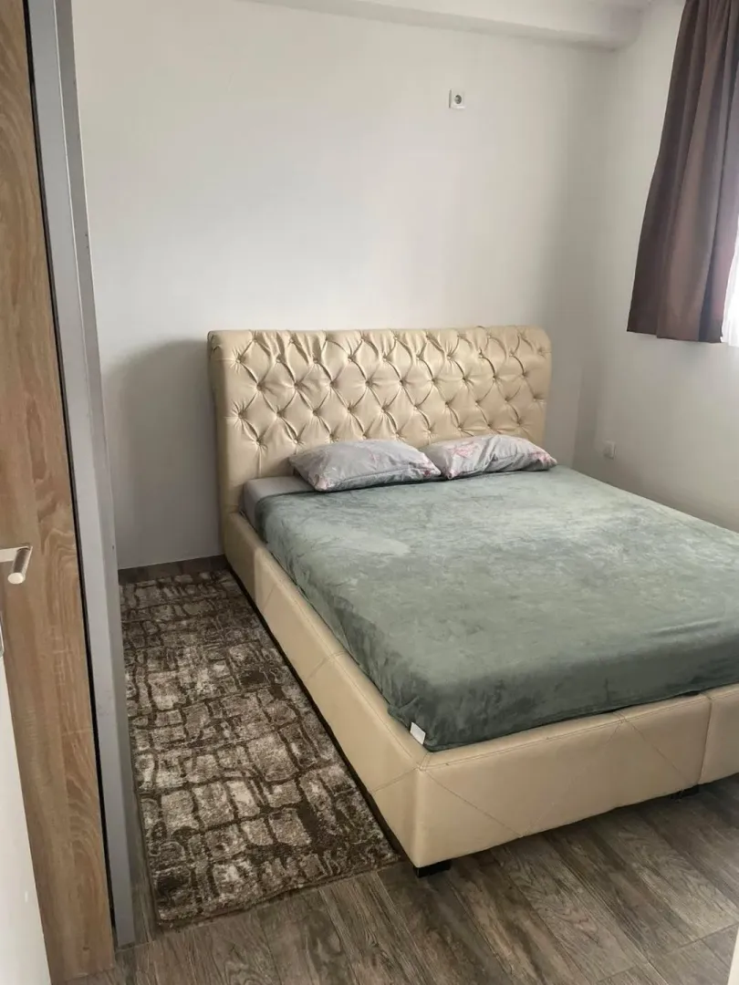 Izdavanje, jednosoban stan, 60m², Malo Brdo, Podgorica