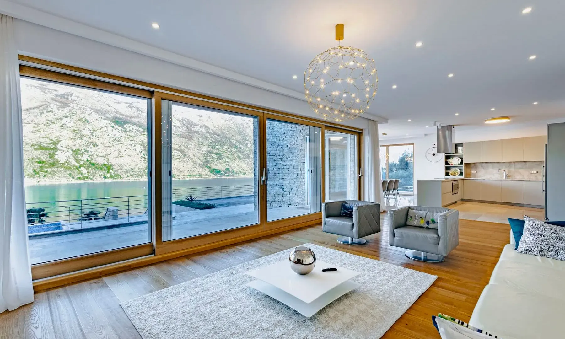 Sale, house, 359m², Stoliv, Kotor