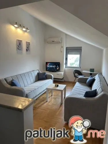 Rent, one bedroom apartment, 40m², Stari Aerodrom, Podgorica