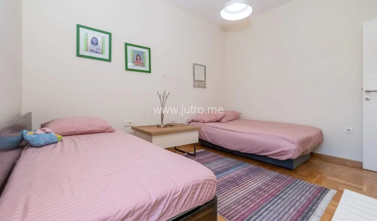Rent, house, 200m², Spuž, Danilovgrad