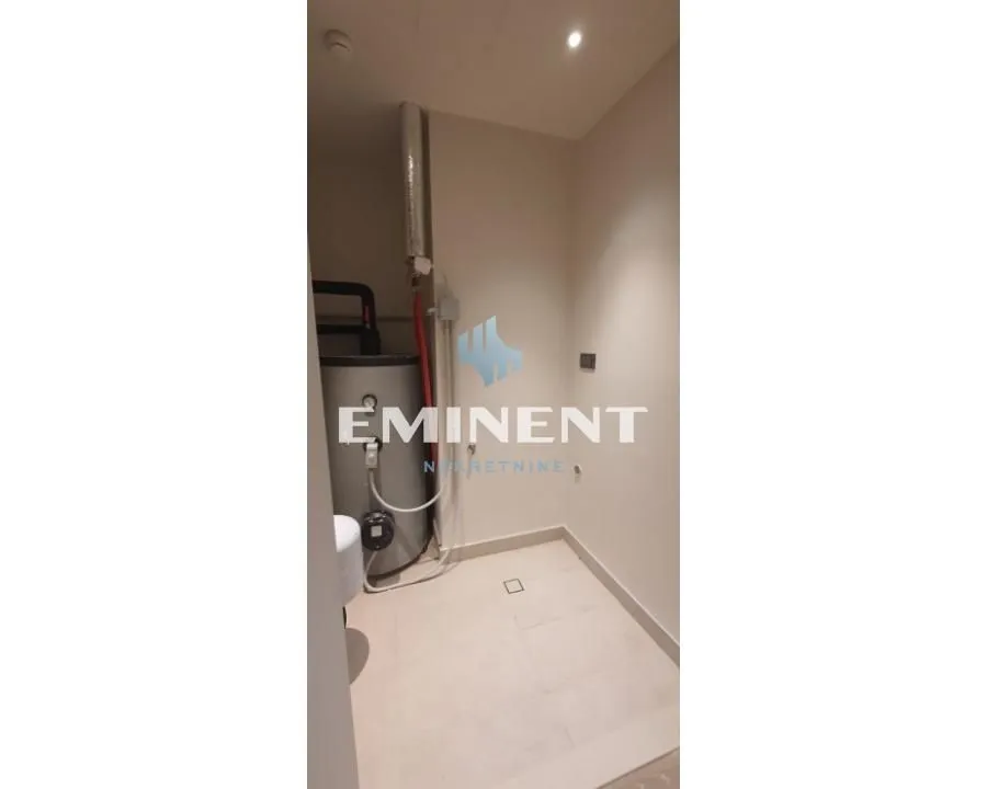 Rent, three bedroom apartment, 90m², Savski Venac, Beograd