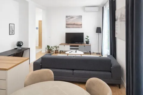 Prodaja, jednosoban stan, 60m², Mrčevac, Tivat - image 3