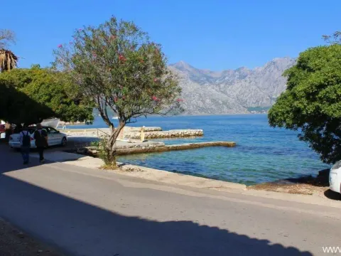 Prodaja, kuća, 230m², Prčanj, Kotor - image 4