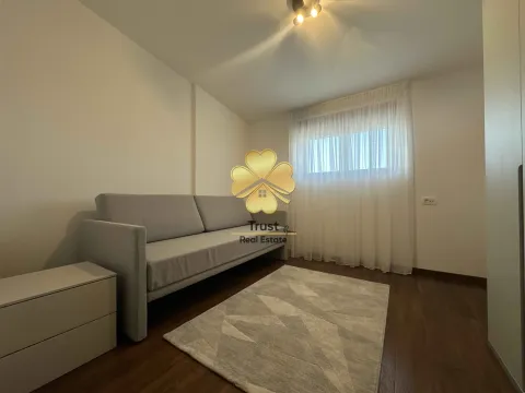Izdavanje, četvorosoban stan, 110m², Master Kvart, Podgorica - image 10