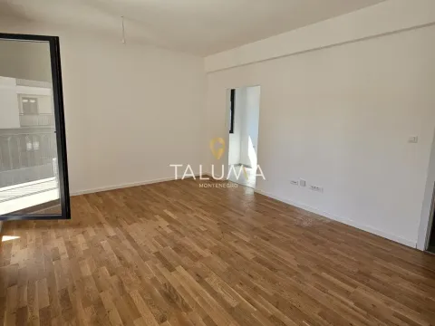 Rent, two bedroom apartment, 64m², Tološi, Podgorica - image 2