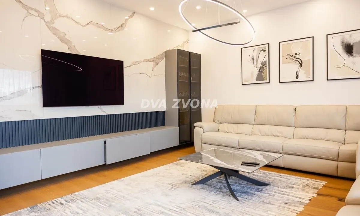 Prodaja, stan, 309m², Bulevar Evrope, Novi Sad Sve Podlokacije