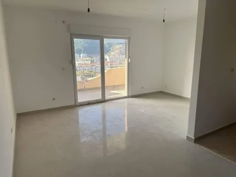 Prodaja, jednosoban stan, 52m², Podkošljun, Budva - image 1