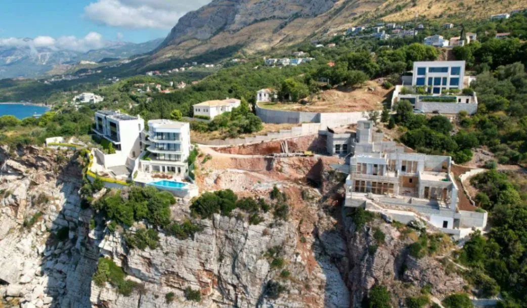 Sale, land lot, 2086m², Reževići, Budva